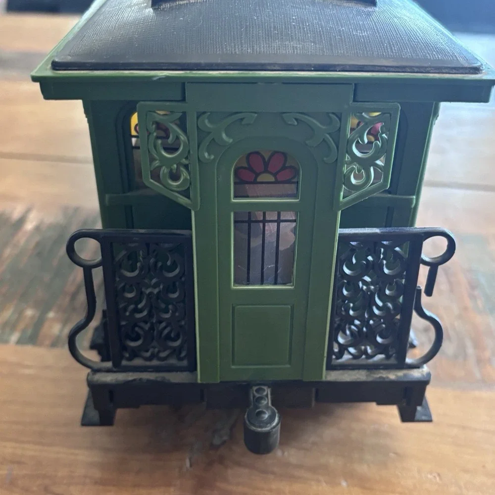Vintage Jim Beam Green Train Passenger Car Decanter 1099 Central RR of NJ Empty